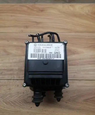 Volkswagen PASSAT B6 ABS Pump 3C0614095M 15747502B 15747702