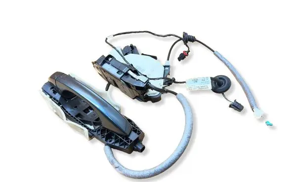 Skoda Octavia Mk3 (5E) Front door lock 5E1837016B 5E0972297 5L0837885C