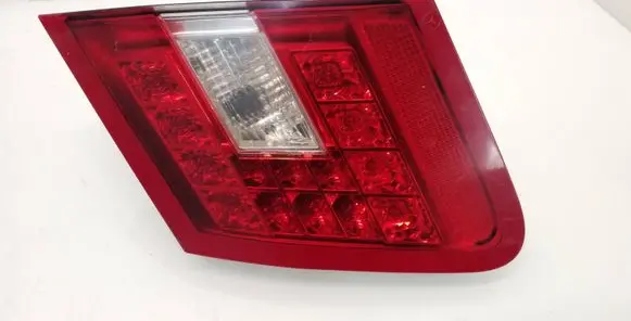 Mercedes-Benz E W212 Tailgate rear/tail lights A2128200864 483502