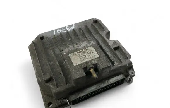 Renault Master II Engine control unit/module ECU 7700300625 7700313948