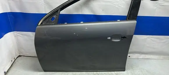 Opel Insignia A Front door Z195