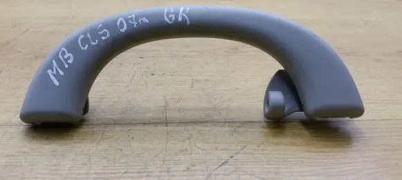 Mercedes-Benz CLS C219 Rear interior roof grab handle