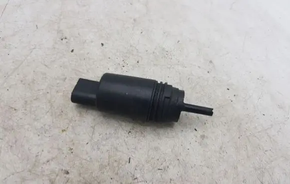 Toyota Avensis Verso Windscreen/windshield washer pump 8377612