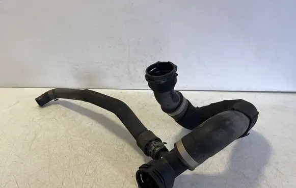 Audi Q7 4M Engine coolant pipe/hose 4M0122101AK