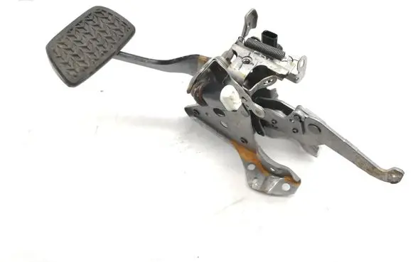 Toyota RAV 4 (XA50) Brake pedal 8951033030