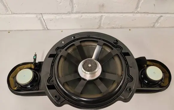 Mercedes-Benz CLS C219 Subwoofer speaker A2198200602 260ME006 07407B0042