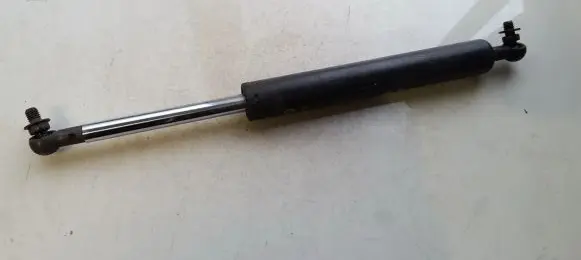 Honda Accord Tailgate/trunk strut/damper