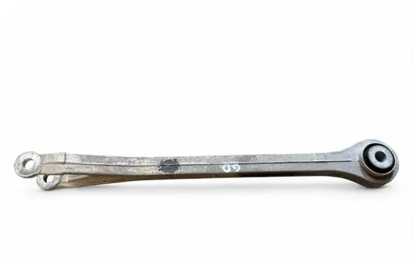 Rear control arm