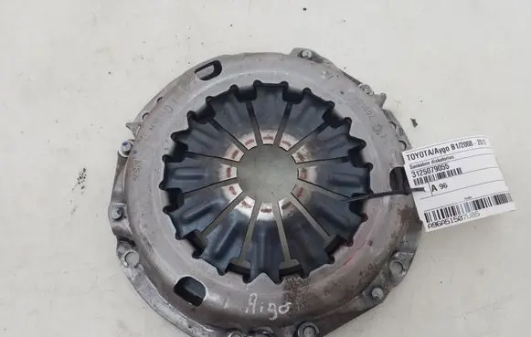 Toyota Aygo AB10 Pressure plate 3125079055