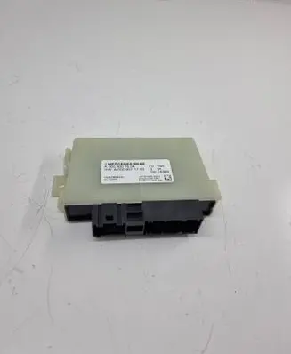 Mercedes-Benz C W205 Reducing agents exhaust control unit A0009007604