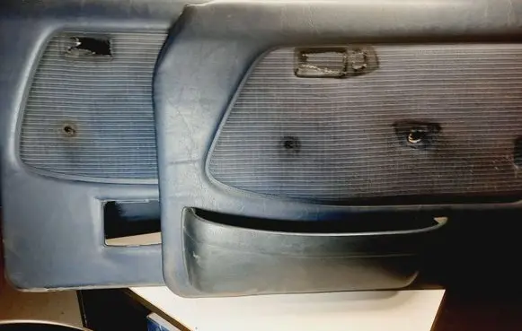 Mercedes-Benz W123 Door card panel trim set 