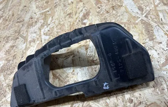 Lexus RX 330 - 350 - 400H Fog light bracket 5212648030