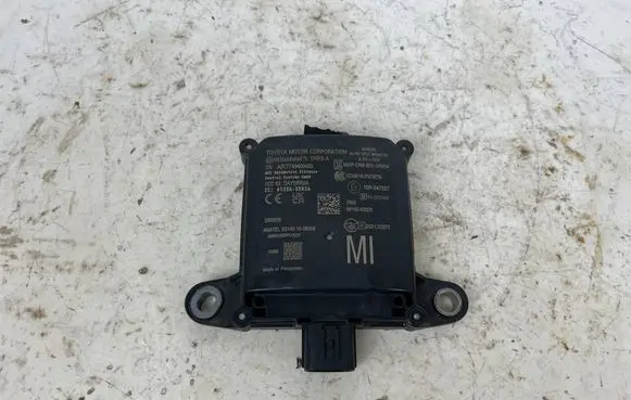 Toyota Mirai II Blind spot module 8816262020