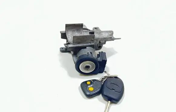Ford Fusion Ignition lock ERN0T8D5 29603
