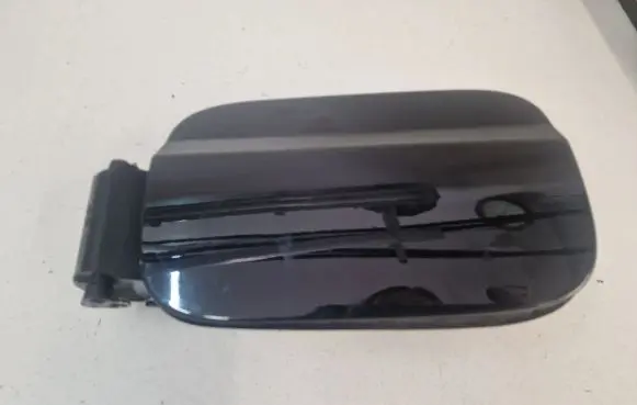 Mercedes-Benz C W204 Fuel tank cap A2046300067 A0005846517 A2045844817