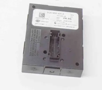 Audi RS3 Keyless (KESSY) go control unit/module 5ZA010176 5Q0959435