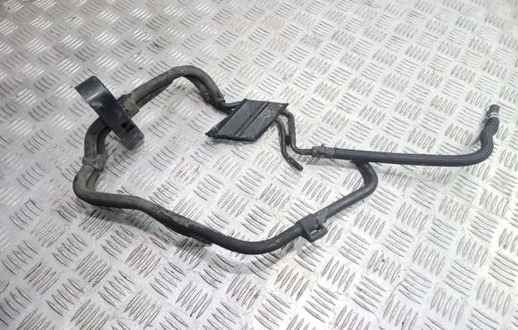 Mercedes-Benz C W203 Engine coolant pipe/hose A2035050188