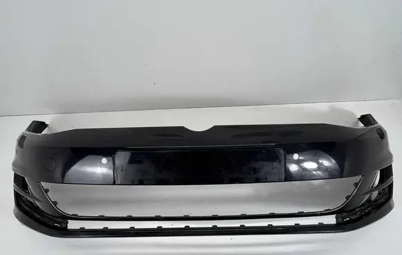 Volkswagen Golf VII Front bumper