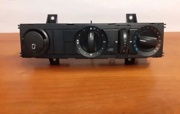Mercedes-Benz Sprinter W906 Interior fan control switch A9068300485KZ 5HB009011
