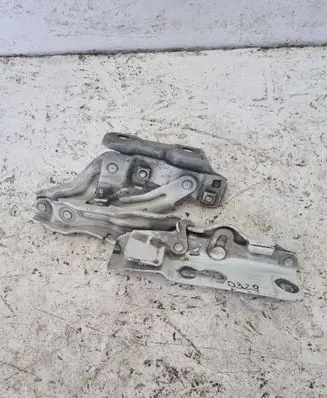 Volvo S90, V90 Engine bonnet/hood hinges 31651861
