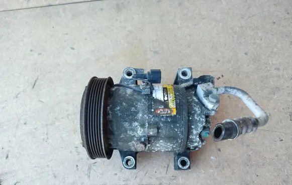 Nissan Primera Air conditioning (A/C) compressor (pump) 2J55245010