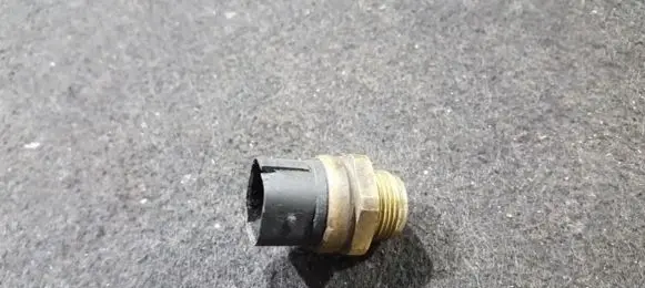 Coolant temperature sensor