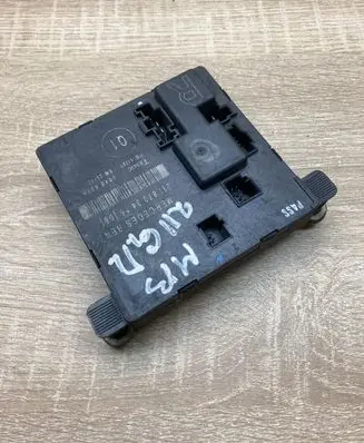 Mercedes-Benz E W211 Door control unit/module 2118703485 00406079