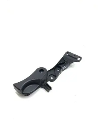 BMW 4 F32 F33 Engine bonnet (hood) release handle 7326365 17365810