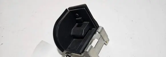 BMW 5 F10 F11 Parcel shelf load cover mount bracket 9168473 55220011 918009852