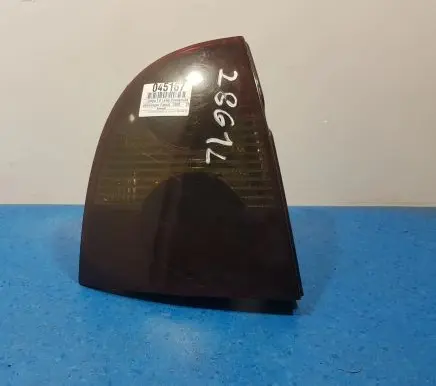 Volkswagen PASSAT B5.5 Rear/tail lights