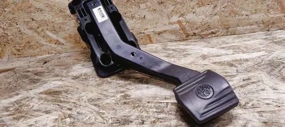 Alfa Romeo Giulia Brake pedal 00505436200