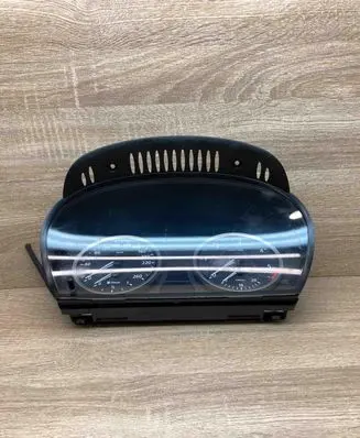 BMW 5 E60 E61 Speedometer (instrument cluster) 6983153 110080213