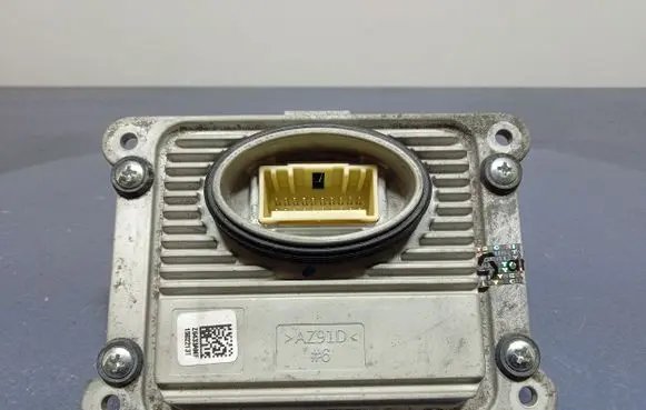 KIA Niro Voltage converter/converter module 92190-G5200