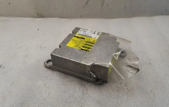 Toyota Auris 150 Airbag control unit/module 215537106 8917002560