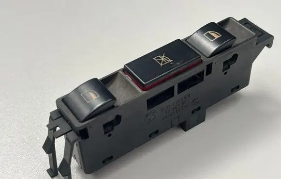 BMW 3 E46 Electric window control switch 61318381518
