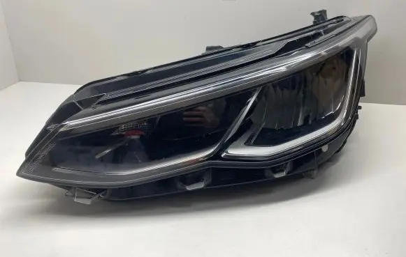 Volkswagen Golf VIII Headlight/headlamp 5H1941005