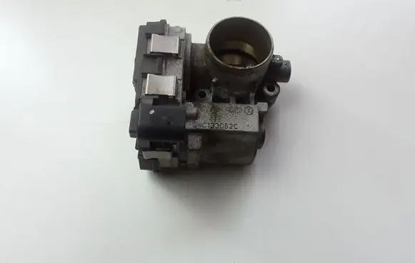 Audi Q2 - Throttle valve 04C133062C