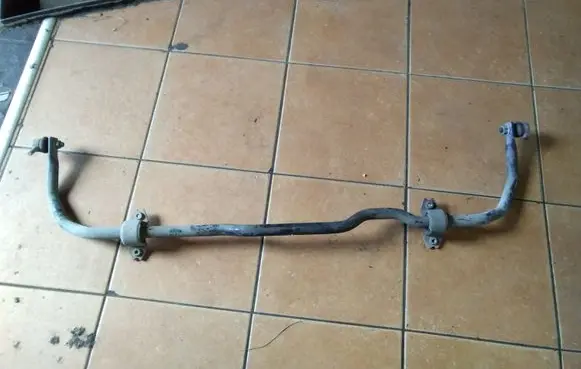 Volkswagen Golf V Front anti-roll bar/sway bar