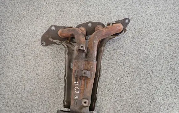Exhaust manifold