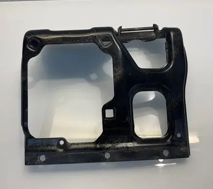 Top upper radiator support slam panel