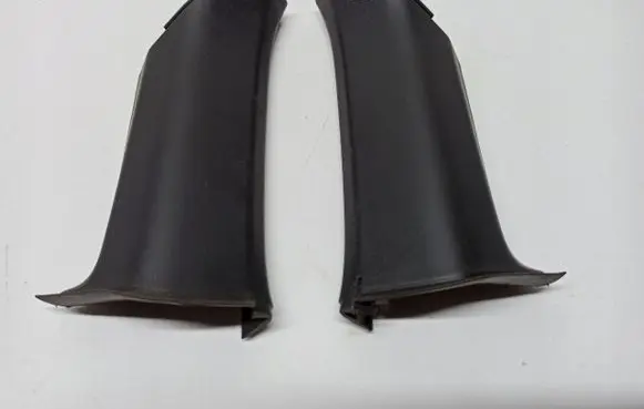 Porsche Taycan 9J1 (B) pillar trim (top) 