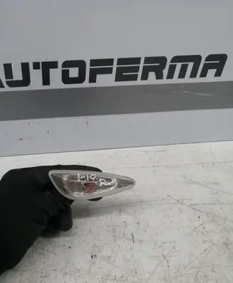 Hyundai i10 Front fender indicator light 92304B90