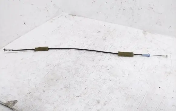 Honda CR-V Front door cable line 