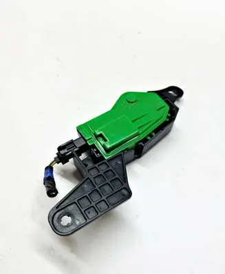 KIA Sportage Fuel tank cap lock motor 