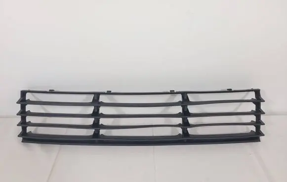 Volkswagen PASSAT B5.5 Front bumper lower grill 3B0853677E