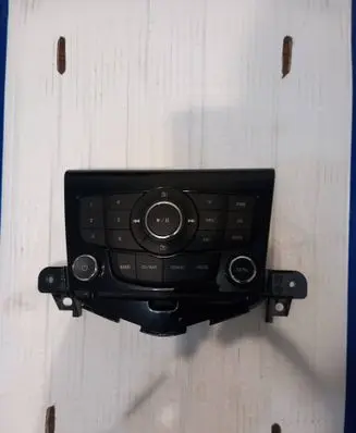 Chevrolet Cruze Head unit multimedia control 94563267