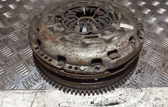 Lexus IS 220D-250-350 Clutch set kit 134500W060 312500W070