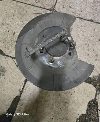Ford Transit - Tourneo Connect Rear wheel hub spindle/knuckle G1XXVS24