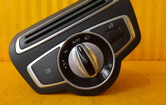 Mercedes-Benz C W205 Light switch A2059057007