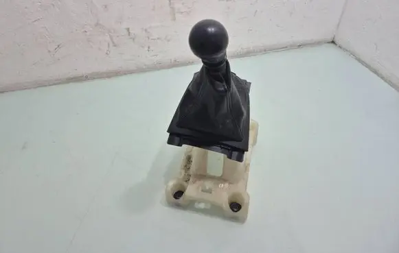 Citroen C-Crosser Gear shifter/selector 